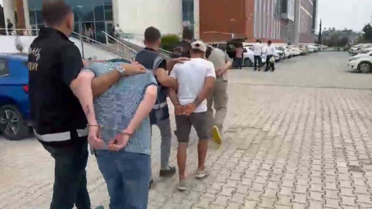 İskenderun’da aranan 3 kişi yakalandı