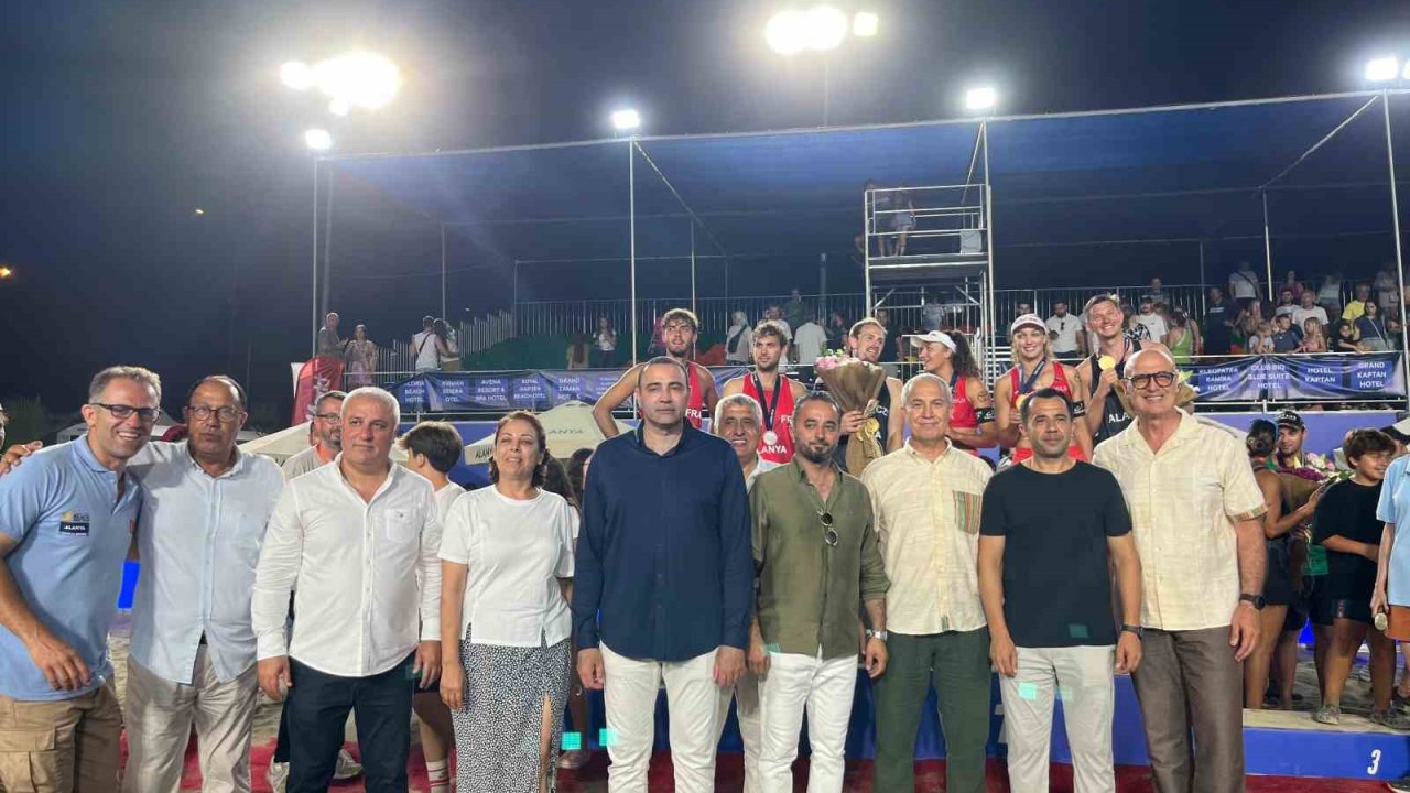 Dünya Plaj Voleybolu Pro Tur’un Alanya etabı tamamlandı