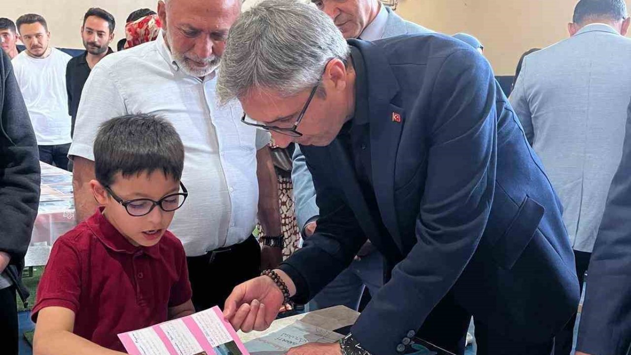 ’Dilimizin Zenginlikleri Projesi’ kapsamında sergi açıldı