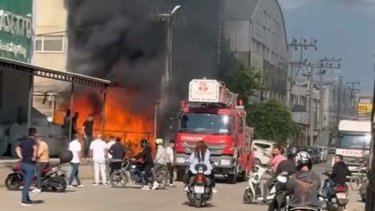 İnegöl Mobilya sanayinde yangın