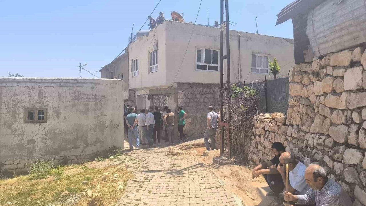 Siirt’te elektrik akımına kapılan yaşlı çift hayatını kaybetti