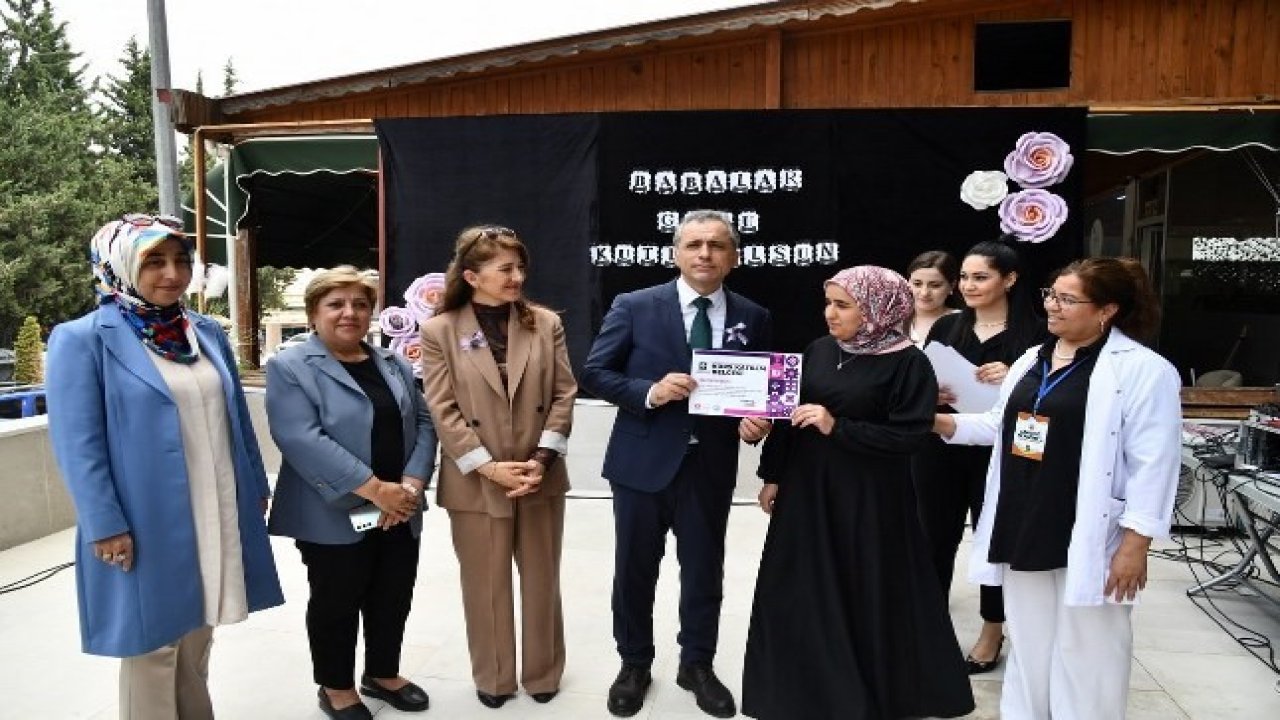 Osmaniye Aile Yaşam Merkezi’nde mezuniyet töreni