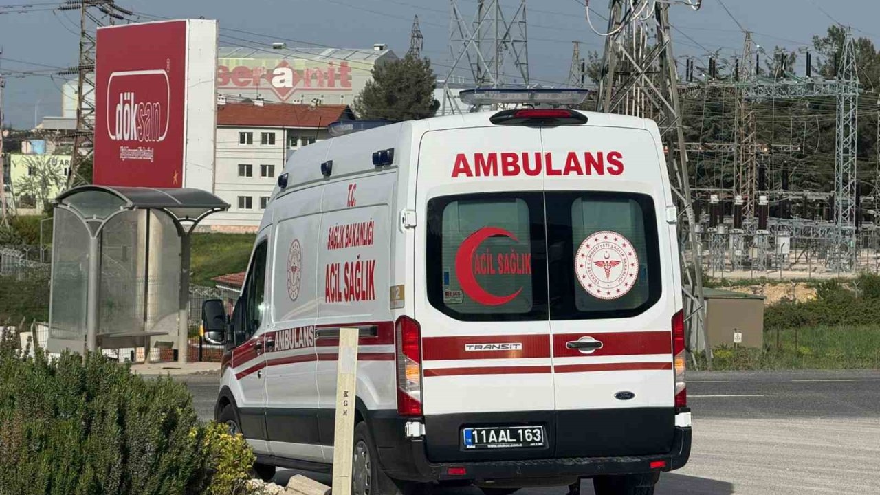 Kaza kavşağında yeniden kaza