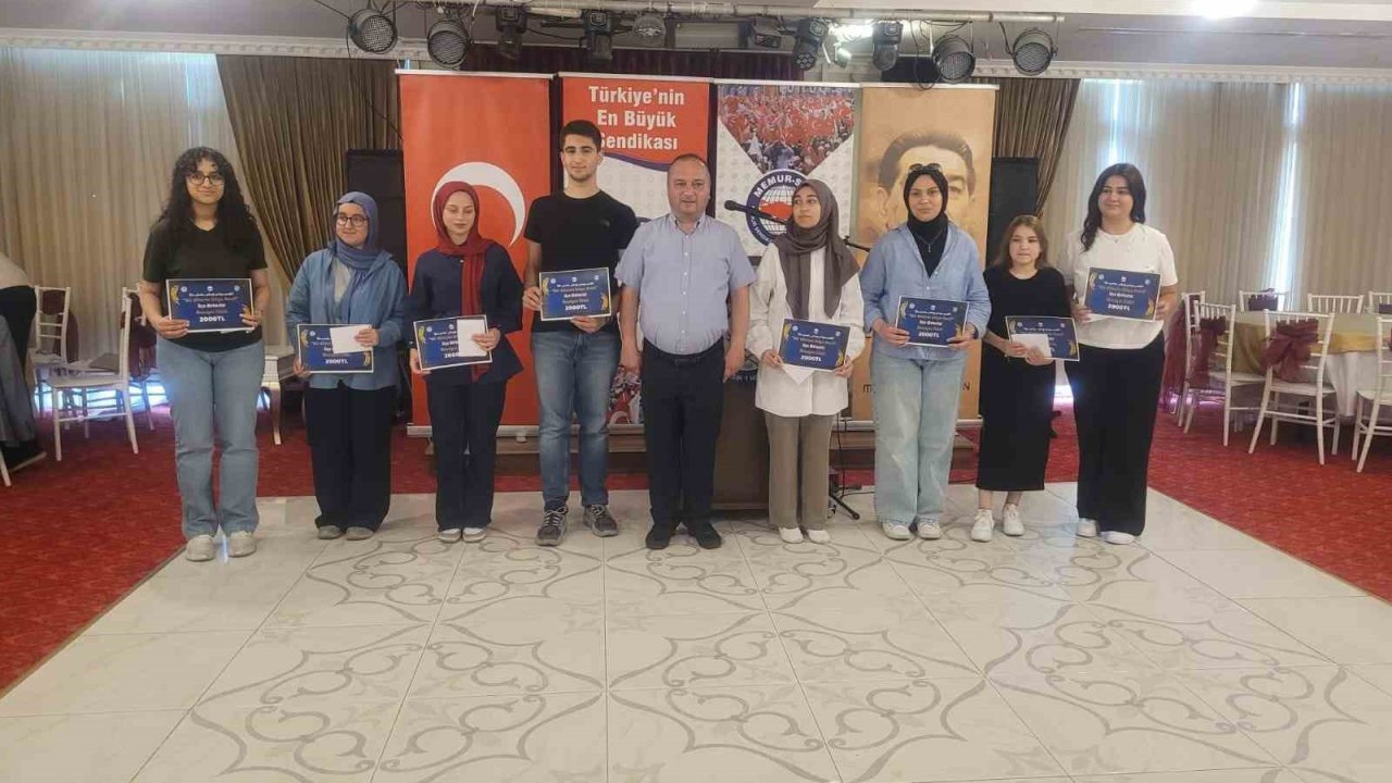 Balıkesir’de öğrenciler önce okudu, sonra yazdı