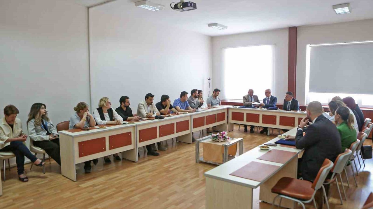 Atatürk Üniversitesinde disiplinlerarası eğitim için yeni protokoller hayata geçiyor