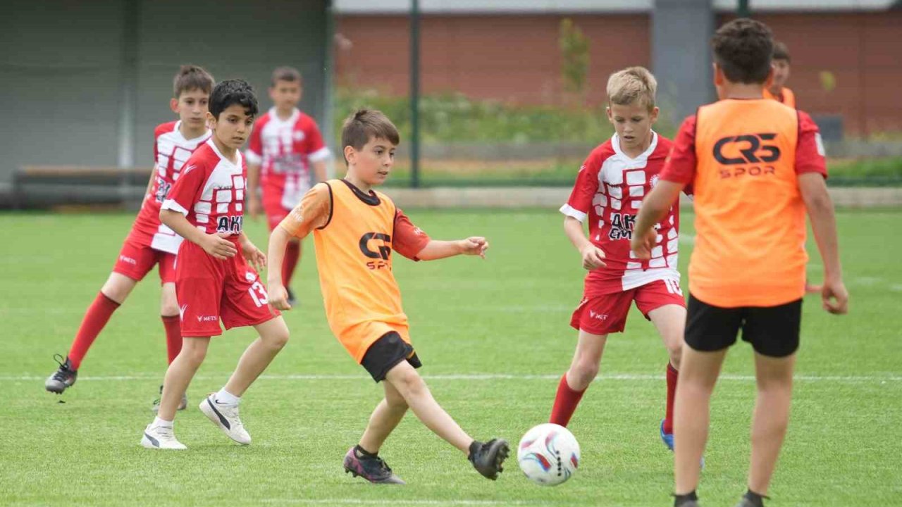 Minik yıldızlar Samsunspor için sahada