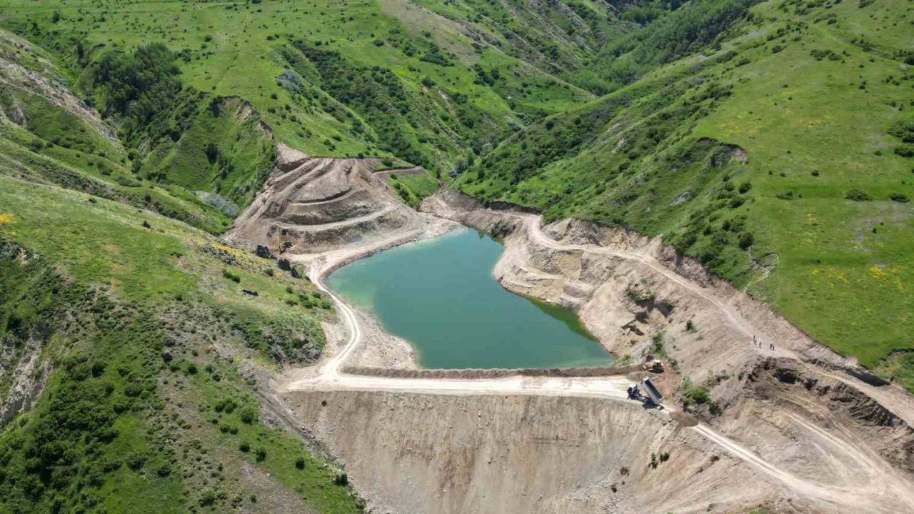 Büyükşehir Belediyesinden tarıma sulama desteği