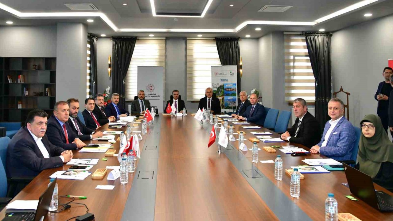 DOKA’nın Yönetim Kurulu Rize’de toplandı
