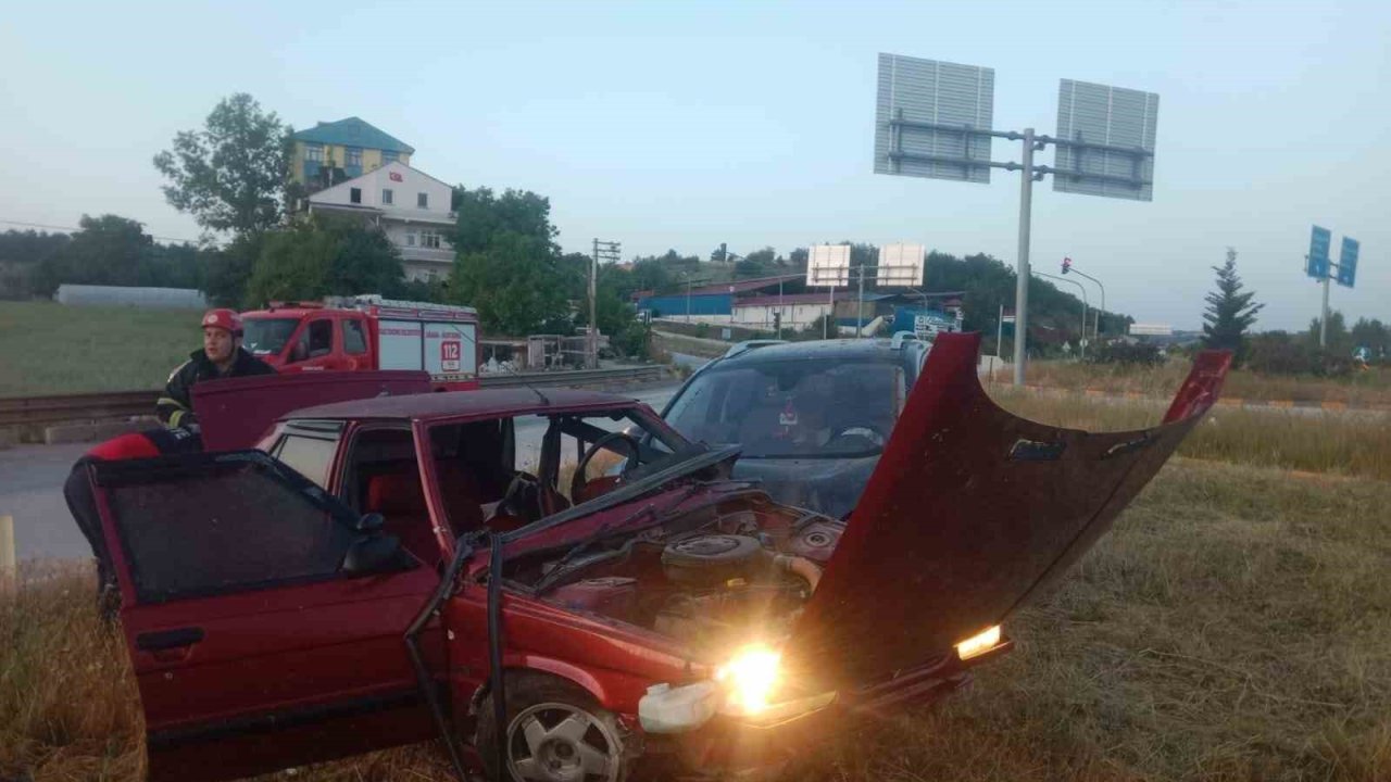 Kastamonu’da iki ayrı trafik kazasında 3 kişi yaralandı