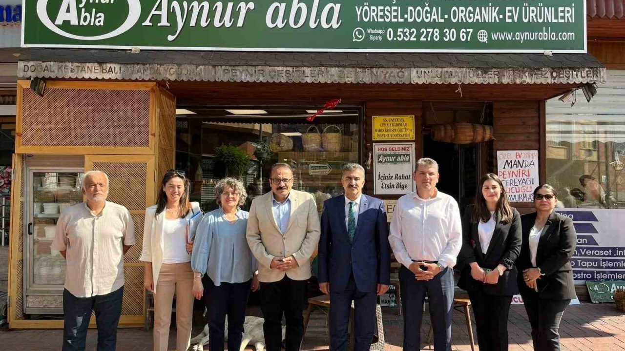 İnceciköz’e manda yoğurdu ikram ettiler