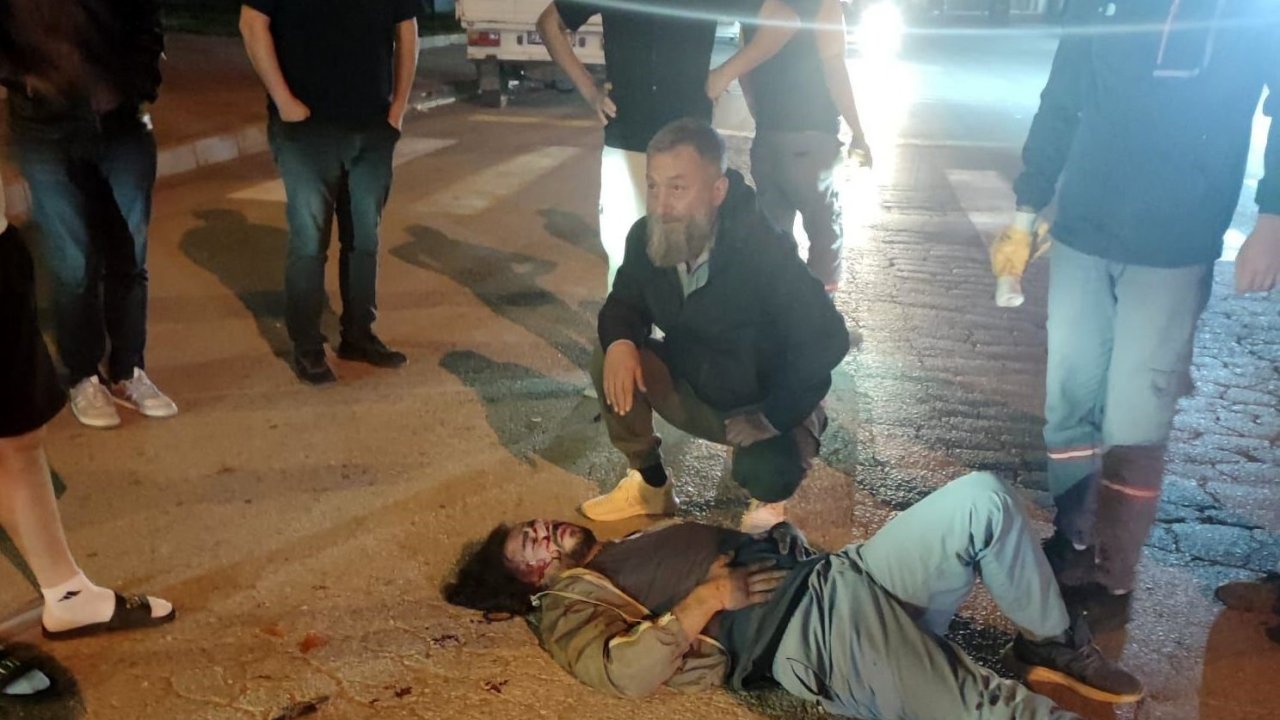 Erzincan’da motosiklet ile minibüsün çarpıştığı kazada 1 kişi yaralandı