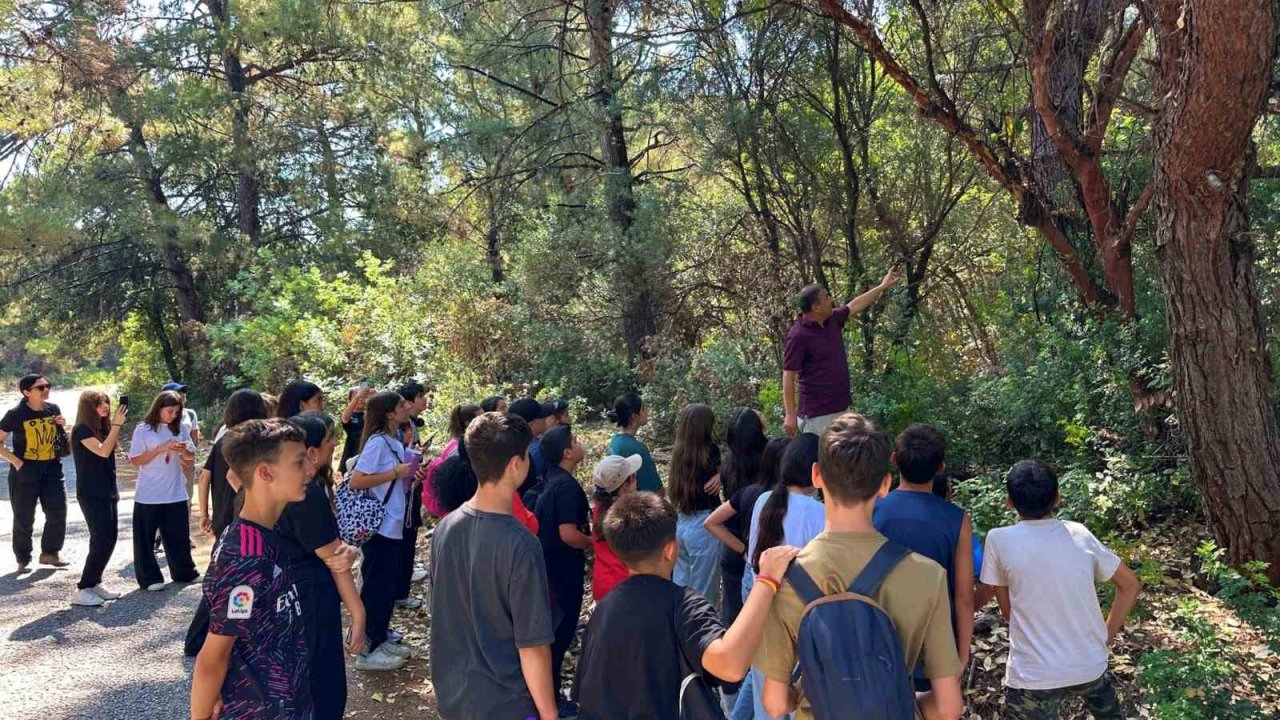 Ortaokul öğrencileri doğanın dilini öğrendi