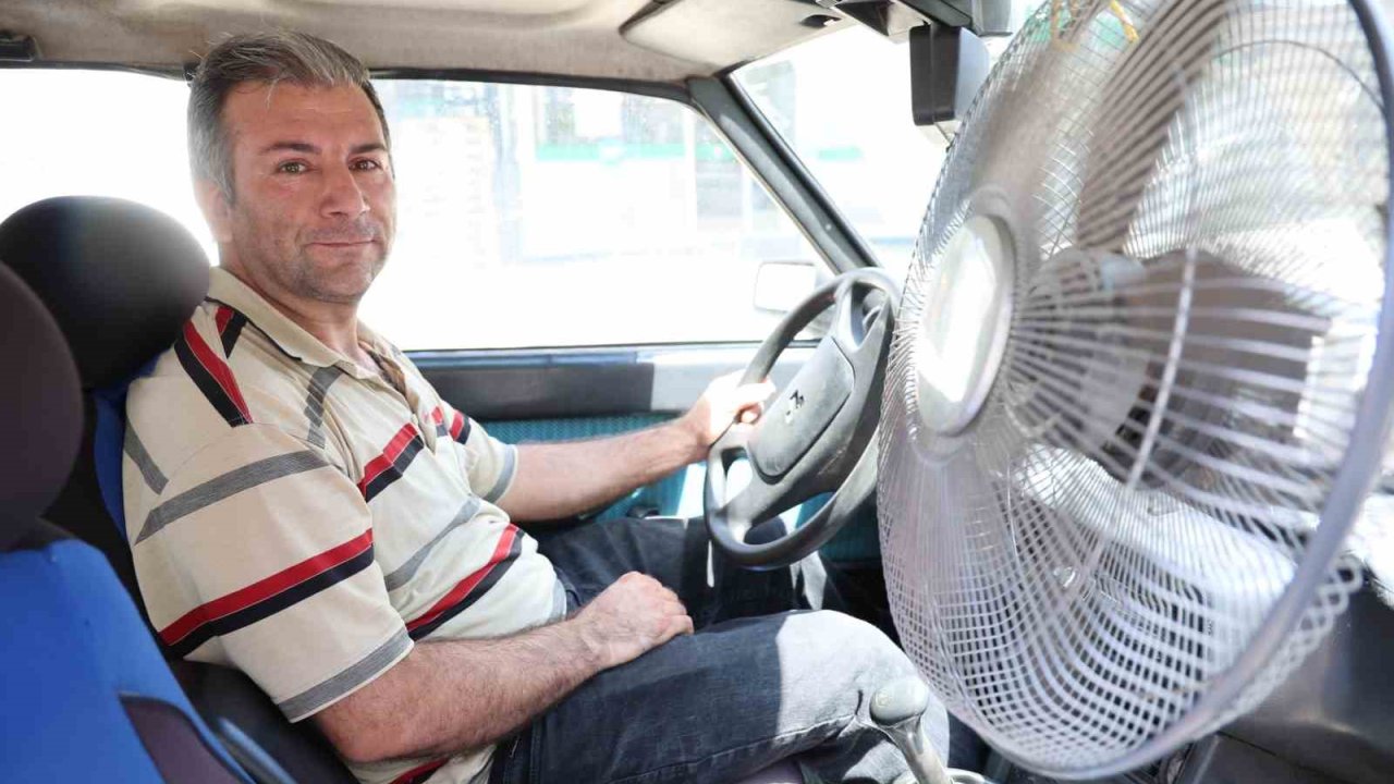 Adanalı sürücünün sıcaklığa karşı ilginç çözümü: 87 model araca vantilatör taktı