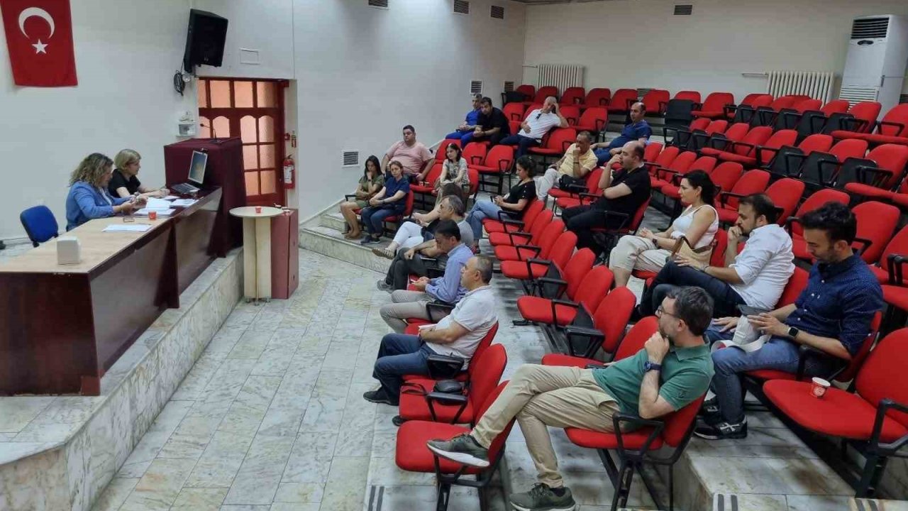 Aydın Devlet Hastanesi’nde kalite odaklı değerlendirme toplantısı yapıldı