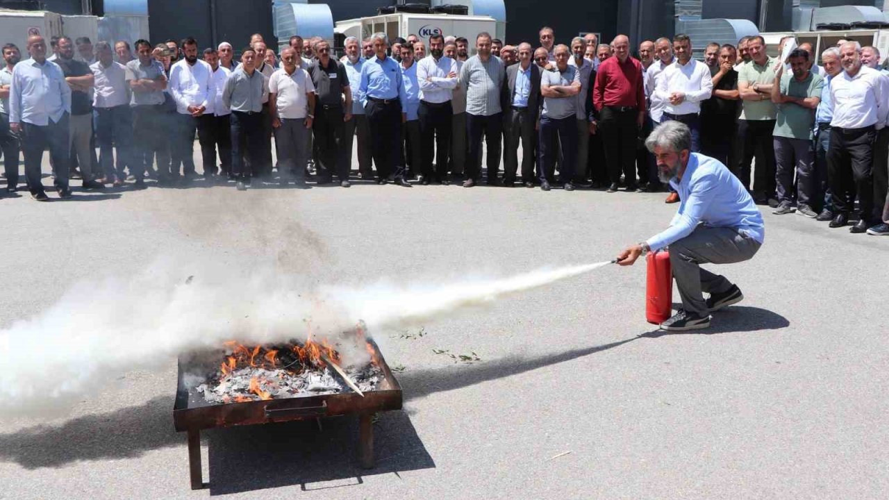 Elazığ’da ’Afete Dirençli Toplum’ semineri