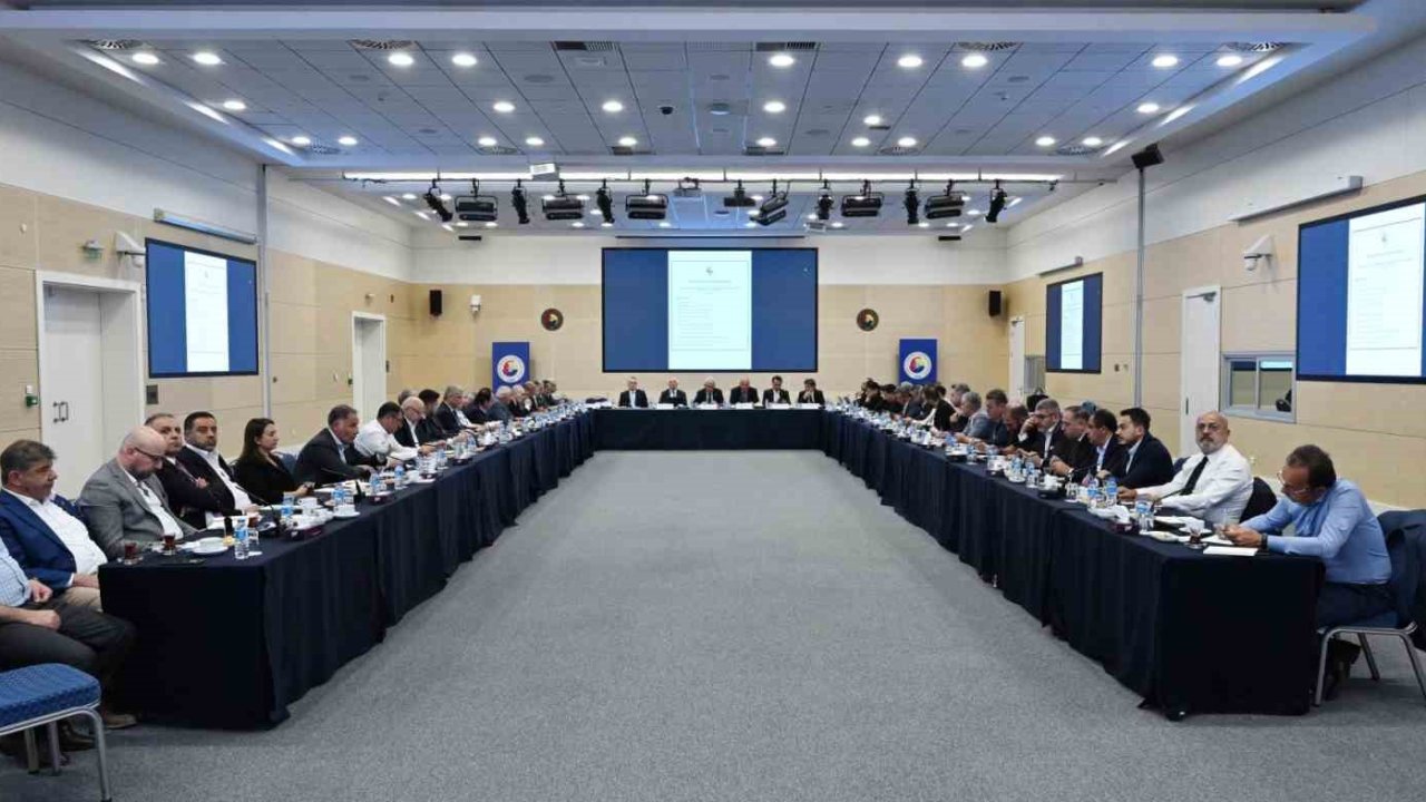TOBB Mobilya ve Orman Ürünleri Meclisi, Özakalın başkanlığında toplandı