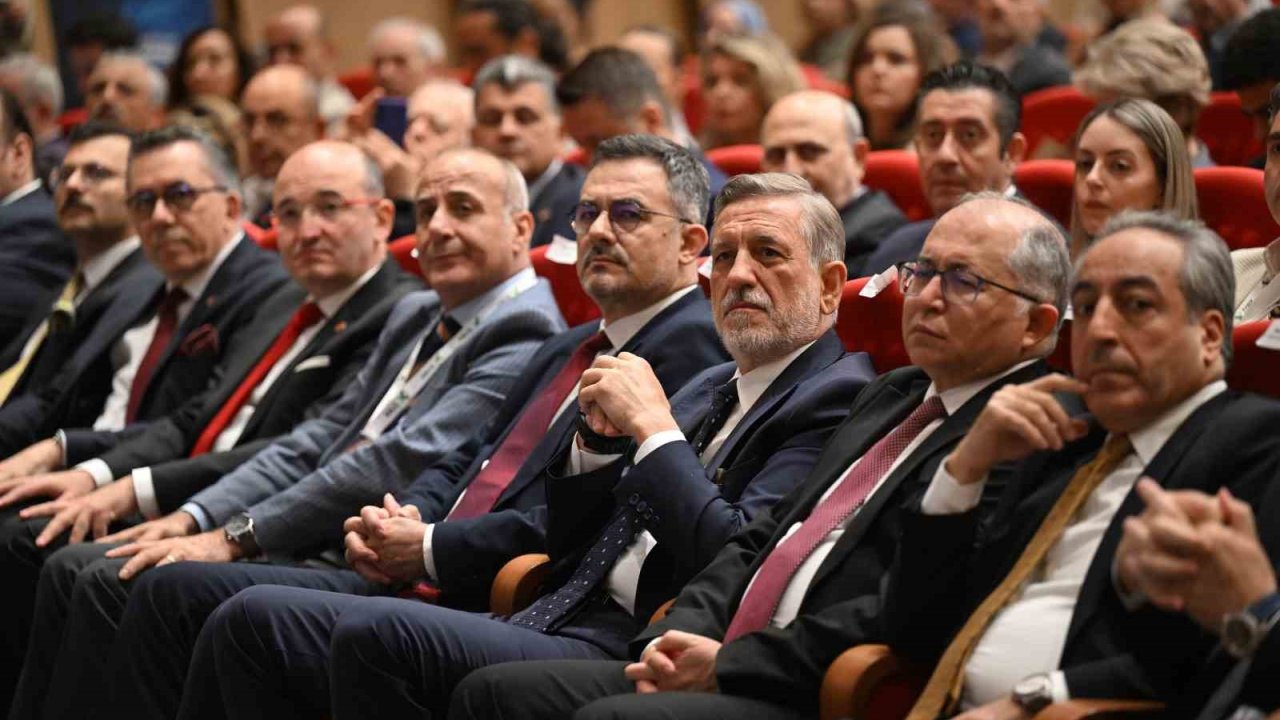 Next Level Uludağ Zirvesi Bursa Business School’da başladı