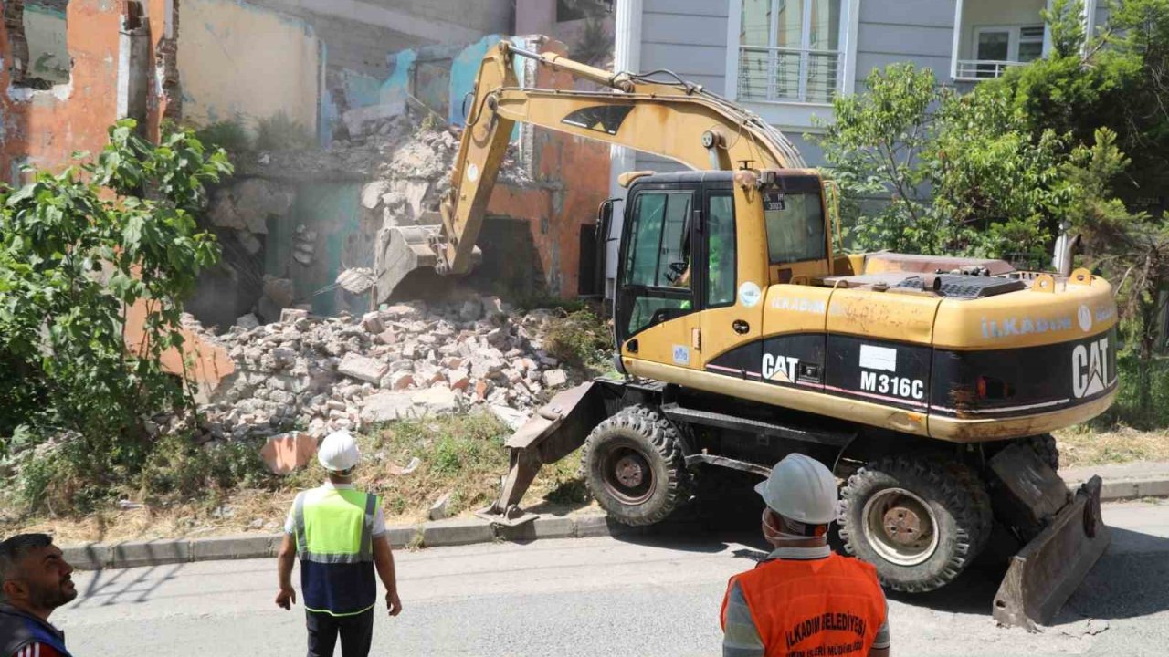 Suç yuvalarına neşter: İlkadım’da metruk bina seferberliği