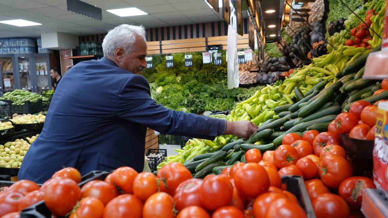Erzurum’da belediyeden örnek olacak halk pazarı