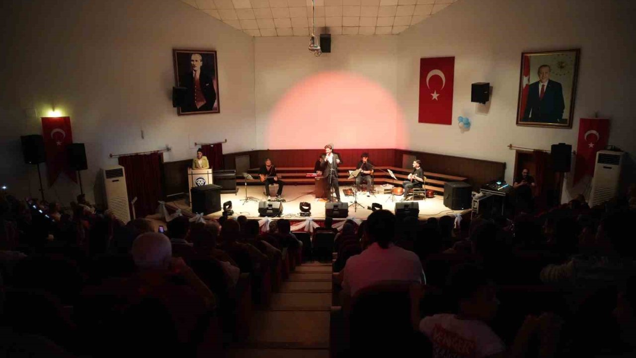 Canlı Sesler Yarışması’nda final heyecanı yaşandı