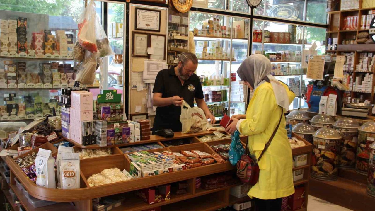 Kene kabusuna karşı doğal kalkan: Vatandaşlar aromatik yağlarla korunmaya çalışıyor