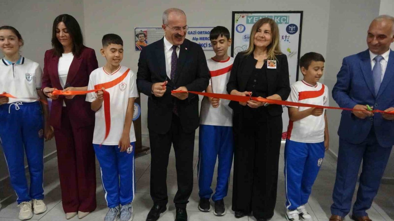 Çanakkale’de açılan yenilikçi sınıfa Bolu Kartalkaya faciasında hayatını kaybeden Alp Mercan’ın adı verildi