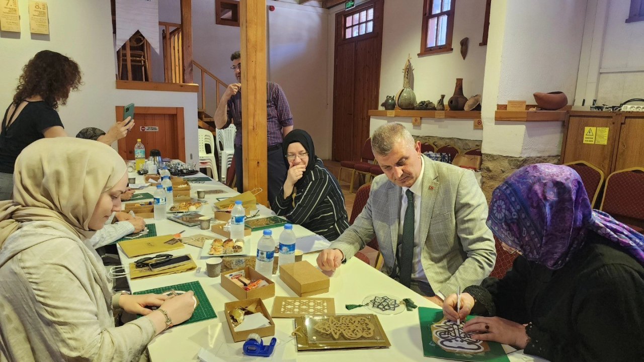 Geleneksel sanatlar yaşatılıyor