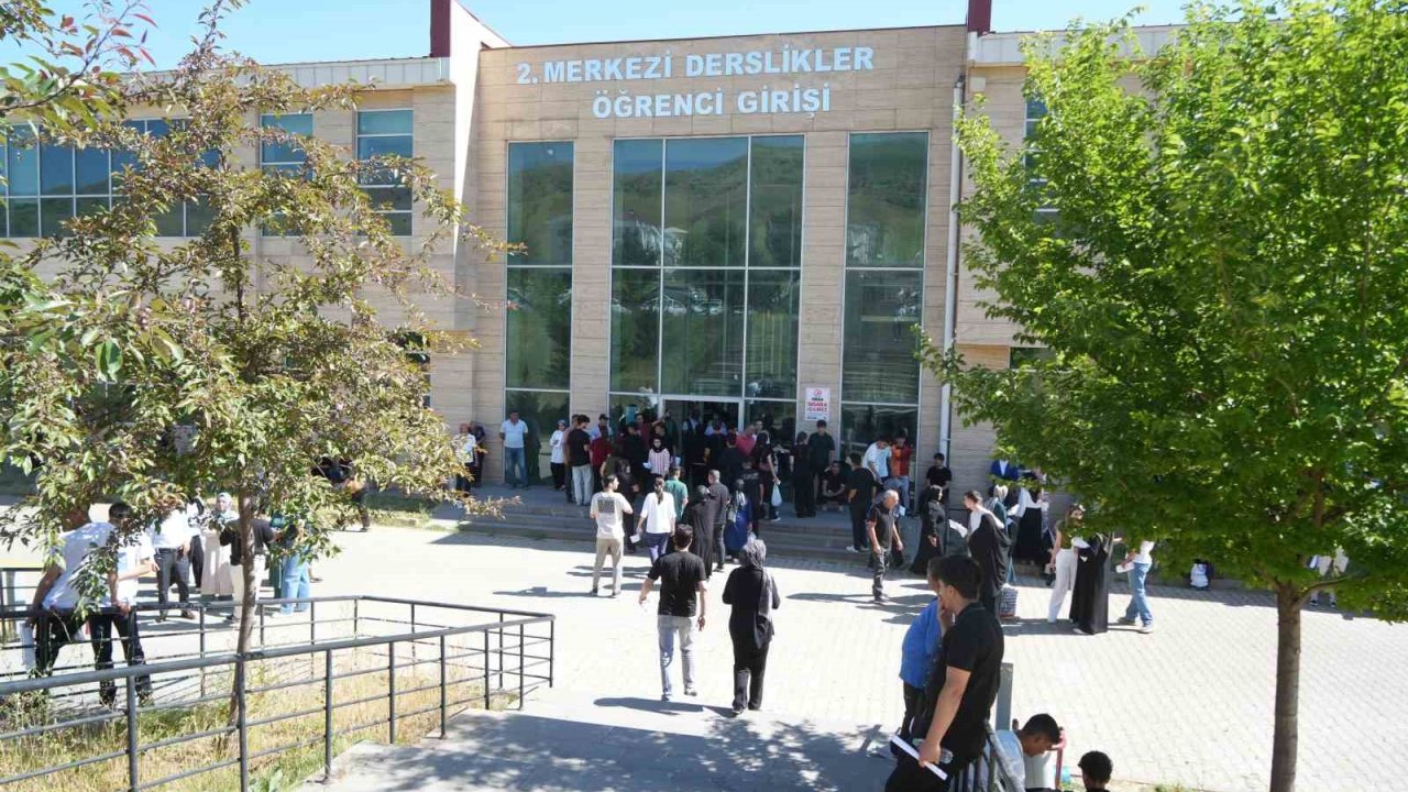 Muş’ta YKS heyecanı