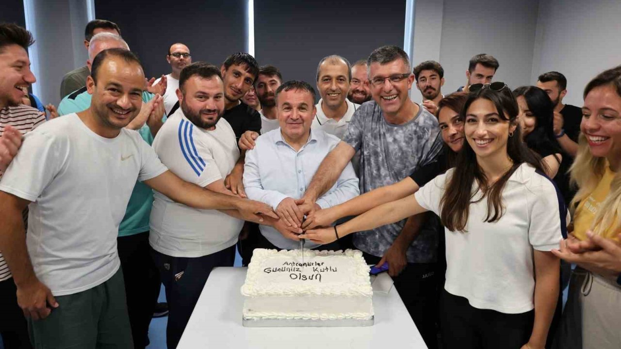 Bilecik’te Dünya Antrenörler Günü kutlandı