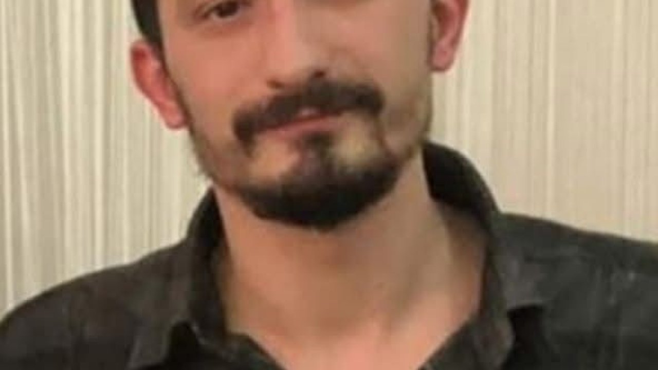 Otomobilin çarptığı motosiklet sürücüsü hayatını kaybetti