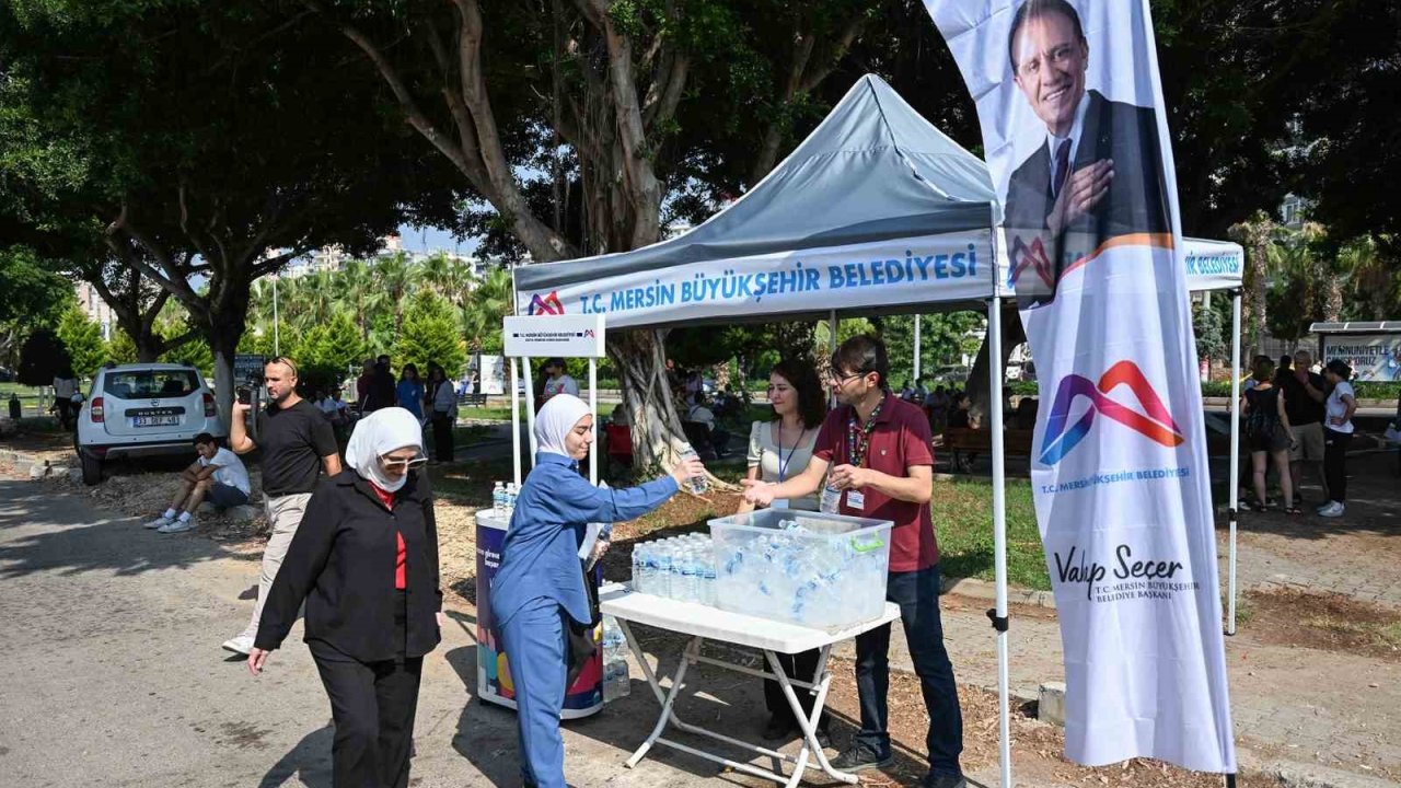 Mersin Büyükşehir Belediyesi YKS heyecanına ortak oldu