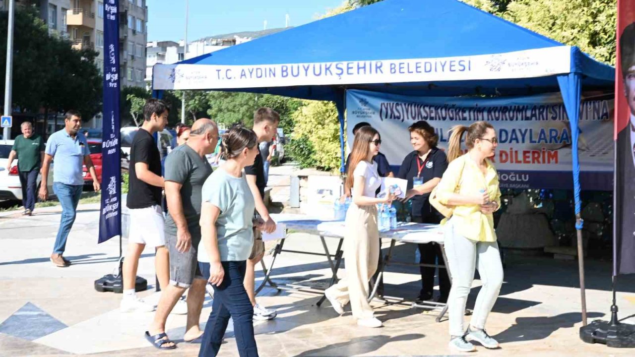 Başkan Çerçioğlu üniversite adaylarının yanında