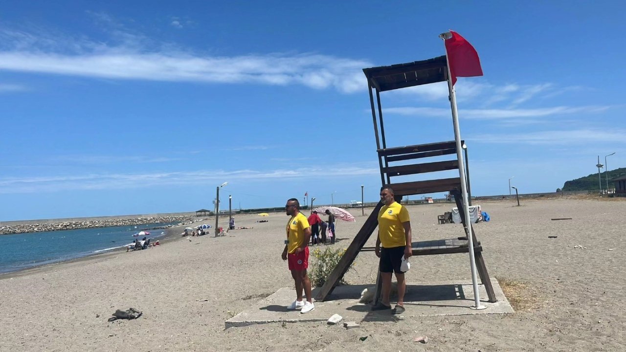 Zonguldak’ın tatil beldesinde denize girmek yasaklandı