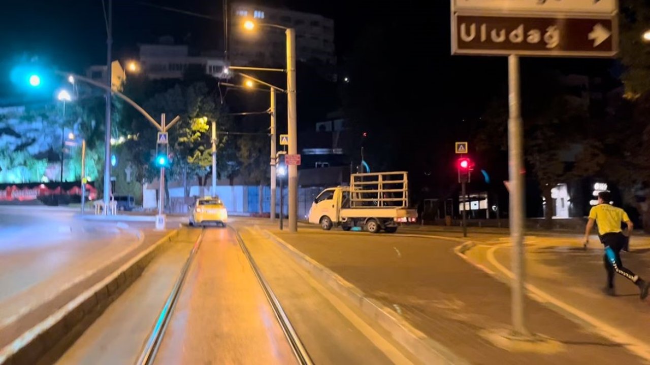 Bu sefer alkollü değil, aranan şahıs kaçmaya çalıştı..