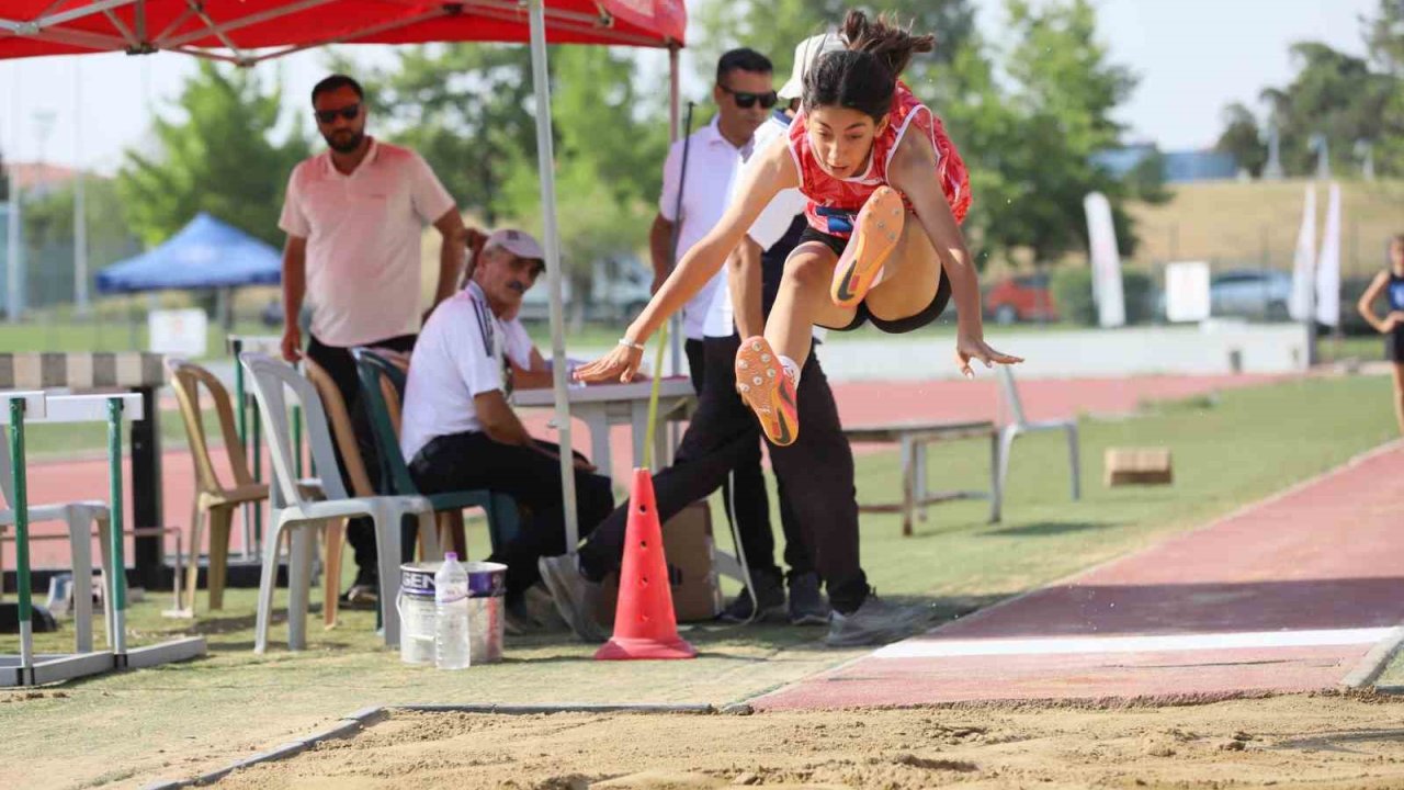 Analig Atletizm Grup Şampiyonası heyecanı Denizli’de yaşandı