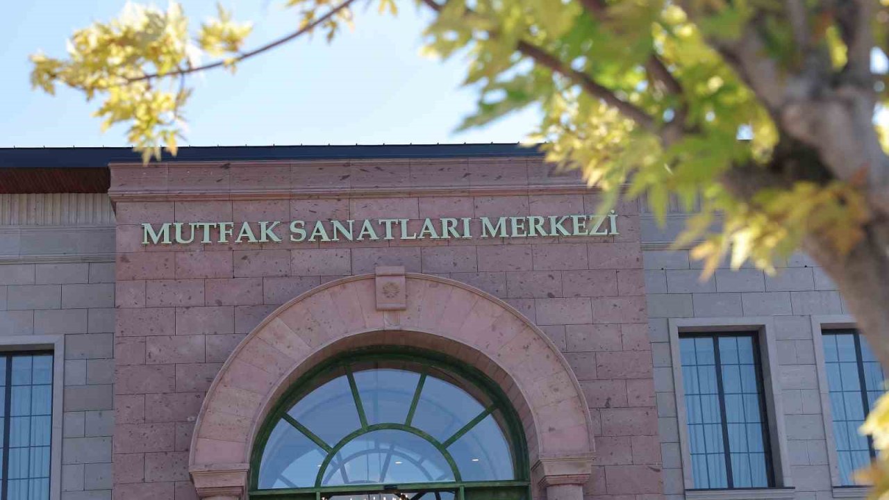 Genç dostu başkan müjdeyi verdi: ERÜ Gastronomi ve Mutfak Sanatları Bölümü öğrenci alımına başlıyor