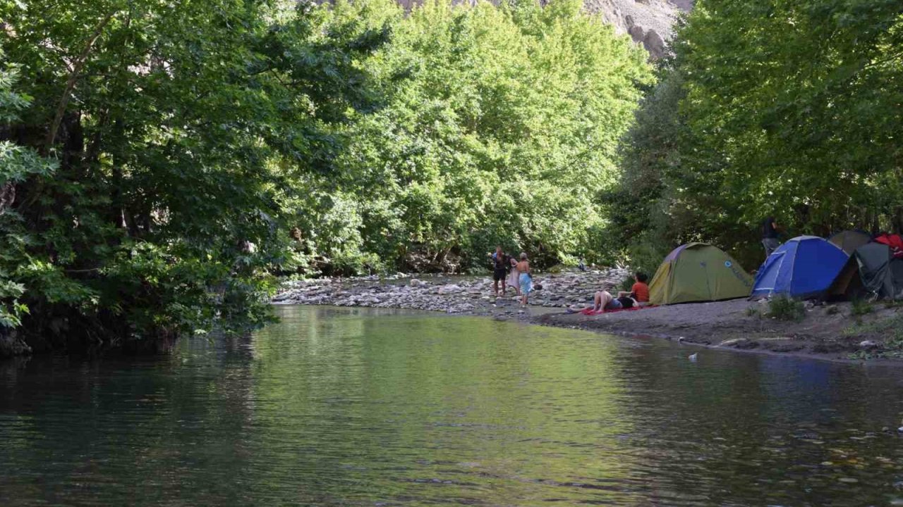 Sakin şehir Arapgir yaza hazır