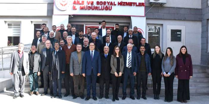 Kars'ta Muhtarlara Aile Yılı Anlatıldı