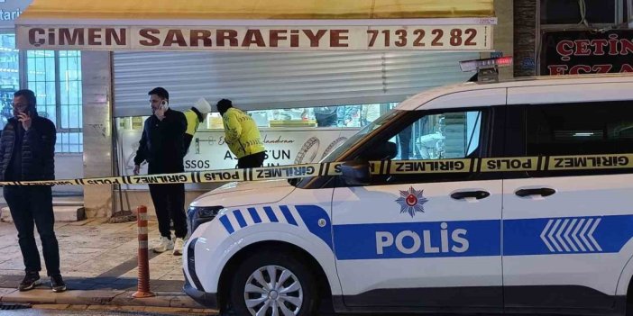 Kuyumcu 100 kilogram emanet altınla yurt dışına kaçtı