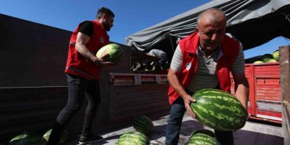 Başkan Büyükkılıç’tan yaz sıcaklarında gönüllere dokunan destek
