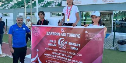 Kars’ta 15 Temmuz Ruhu Anısına Atletizm Yarışması Düzenlendi