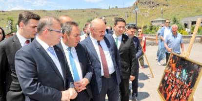 Vali Ziya Polat, 15 Temmuz Resim Sergisinin Açılışını Gerçekleştirdi