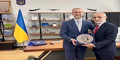 Cumhurbaşkanı Başdanışmanı Topçu, Ukrayna’nın Ankara Büyükelçisi Celal’i ziyaret etti