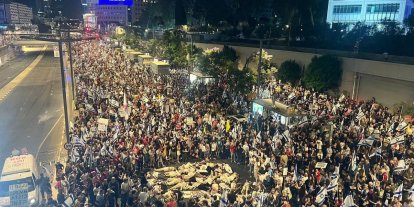 İsrail’de hükümet karşıtı gösteriler sürüyor: On binlerce kişi Netanyahu hükümetinin Gazze politikalarını protesto etti