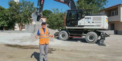 Bakanlıktan Terme Belediyesi’ne 10 milyonluk ekskavatör desteği