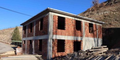 İş insanından memleketine gasilhane ve taziye evi desteği