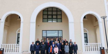 Vali Sözer’den dönem birincisi kaymakam Kara’ya ziyaret