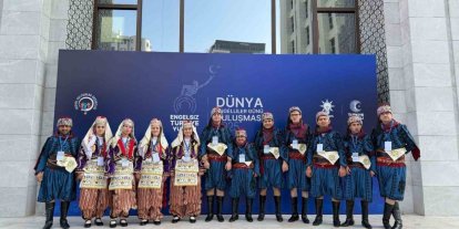 Kocaeli’nin "Gonca Efeleri" Cumhurbaşkanı Erdoğan’ın önünde sahne aldı