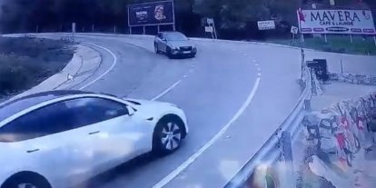 Uludağ yolu buz pistine döndü