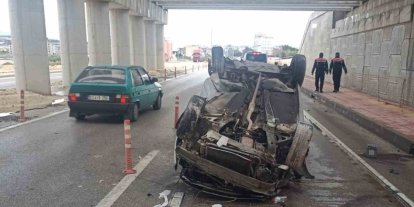 Takla atan otomobilin sürücüsü yaralandı